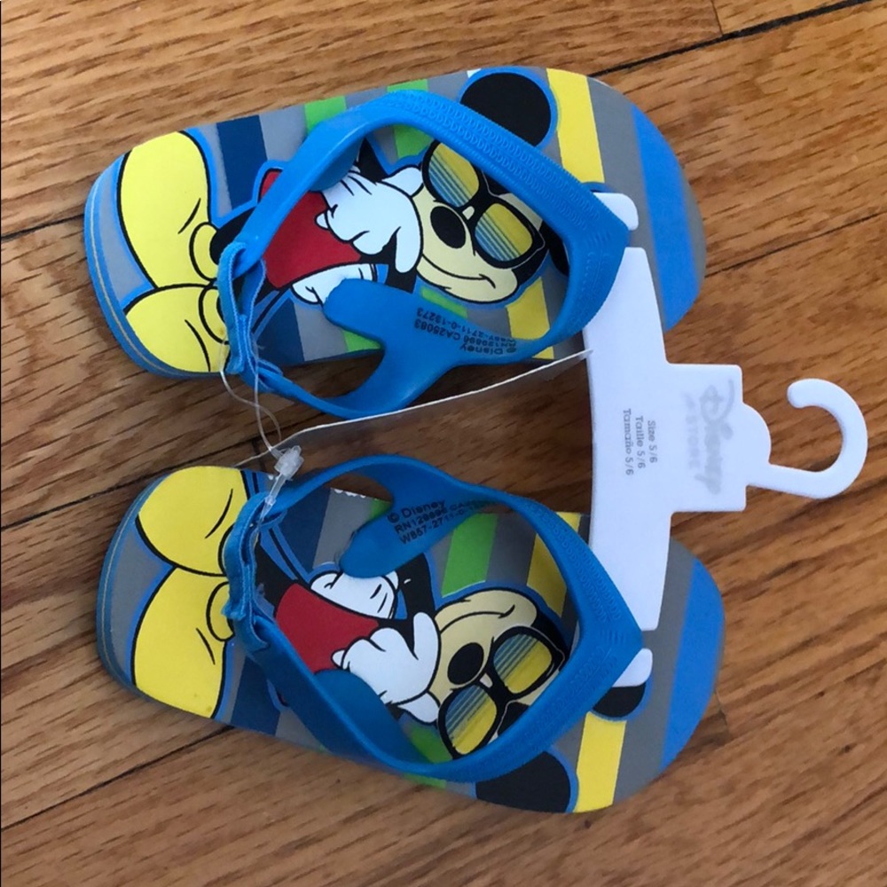 Disney Store Mickey Mouse sandals baby 5/6 - Picture 5 of 5